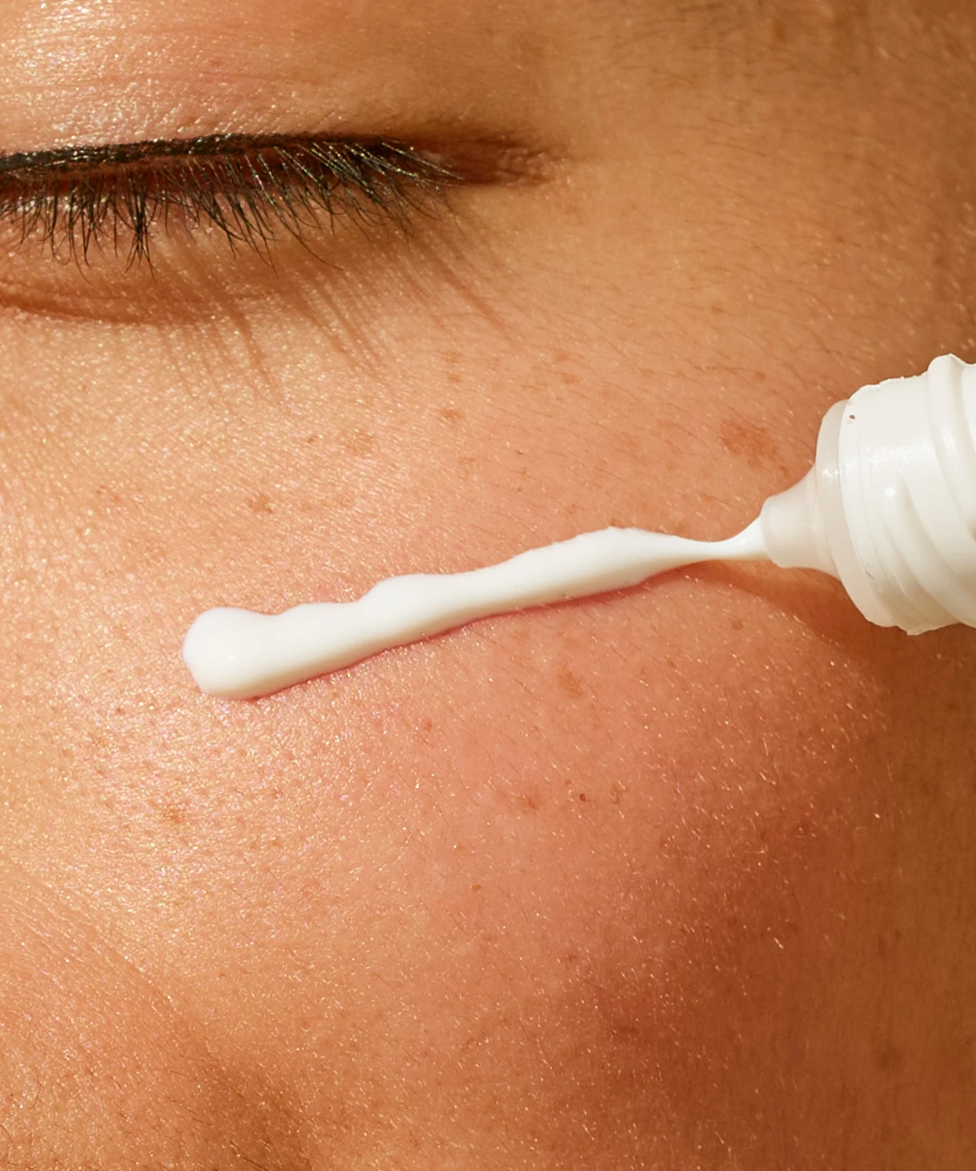 Mineral SPF 30 Liquid Face - Image 4